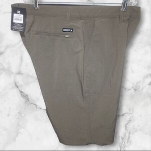 Hurley Mens All Terrain Hybrid Walk Shorts Size 38 Olive 10" Inseam NWT  $60.00